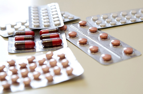 Таблетки и капсулы препарата фенобарбитал